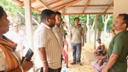 উদয়পুর: পূর্ব তুলামুড়ার অন্তর্গত গুলমুড়া এলাকায় দুই বিধায়ক এর উপস্থিতিতে জনসম্পর্ক অভিযান সংকলিত করা হয়