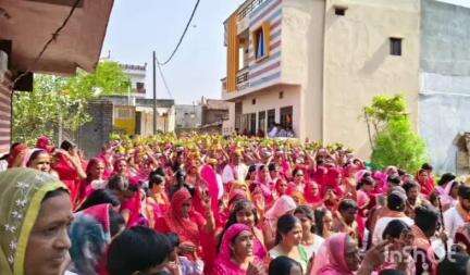 पेटलावद: सारंगी में लक्ष्मीनारायण मंदिर में प्राण प्रतिष्ठा महोत्सव, निकाली गई विशाल शोभायात्रा