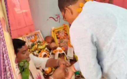 ତଲସରା: କୁଲାବିରା ଓ ତିଲପଡା ଠାରେ ଅନୁଷ୍ଠିତ ଅଷ୍ଟ ପ୍ରହର ନାମ ସଂକୀର୍ତ୍ତନ କାର୍ଯ୍ୟକ୍ରମ ରେ ଯୋଗ ଦେଲେ ଉପ ବାଚସ୍ପତି