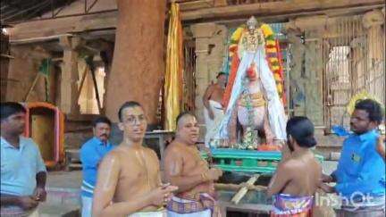 ఎగువ అహోబిలంలో సింహ వాహనంపై ఊరేగిన పరమహంస