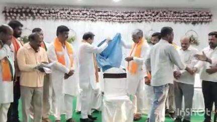 పరిగి: జర్నలిస్టు దినోత్సవాన్ని పురస్కరించుకొని పరిగి పట్టణంలో జర్నలిస్టులను సన్మానించిన బిజెపి నాయకులు