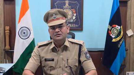 નડિયાદ: જિલ્લા પોલીસ વડા રાજેશ ગઢિયાએ રતનપુરમાં સરપંચ દ્વારા વરઘોડો કાઢવાની મનાઈ મામલે કરવામાં આવી સ્પષ્ટતા.