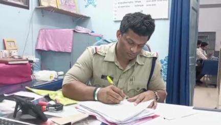 रतलाम नगर: आईपीएल मैच पर सट्टा लगाने वाले तुषार मित्तल को पुलिस ने लोहार रोड पर दबिश देकर गिरफ्तार किया