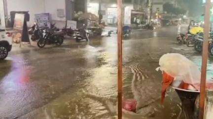 కుప్పం: కుప్పంలో భారీ వర్షం : విద్యుత్ అంతరాయం