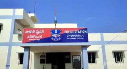 పరిగి: చనుగోముల్ గ్రామంలో మేకలను ఎత్తుకెళ్లిన గుర్తు తెలియని దుండగులు ఫిర్యాదుతో కేసు నమోదు-స్థానిక ఎస్సై మధుసూదన్ రెడ్డి