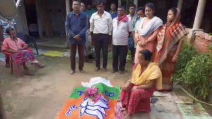 সাব্রুম: সাব্রুমের ভারতীয় জনতা পার্টির প্রাক্তন বুথ সভাপতির মৃত্যুতে শেষ শ্রদ্ধা জানান বিজেপি নেতৃত্ব
