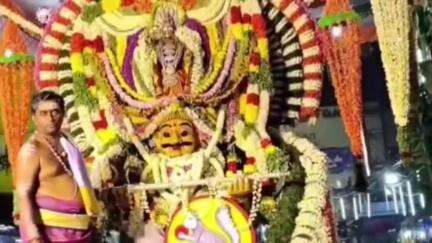 சிவகாசி: அருள்மிகு ஸ்ரீ பத்திரகாளியம்மன் கோவில் சித்திரை திருவிழா ஐந்தாம் திருநாளன்று சுவாமி வீதி உலா