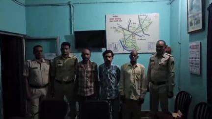 जांजगीर: पामगढ़ पुलिस ने घर में घुसकर मोबाइल चोरी करने वाले तीन आरोपियों को किया गिरफ्तार