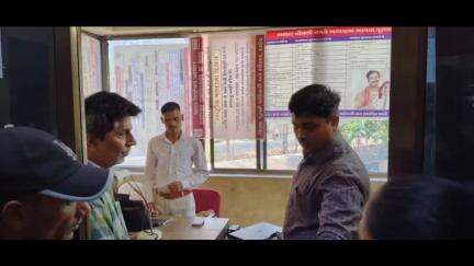 દાહોદ: SDM દ્વારા જિલ્લાના દેવગઢ બારિયા મામલતદાર અને રજીસ્ટ્રાર કચેરી મુલાકાત કરાઈ
