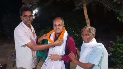 वज़ीरगंज: विश्व प्रेस स्वतंत्रता दिवस पर वज़ीरगंज के पत्रकारों को हिंदी मगही साहित्यिक मंच ने किया सम्मानित