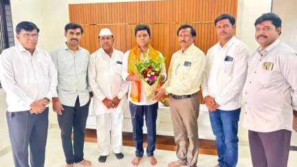 भोकरदन: इब्राहिमपूर येथे आमदार संतोष पाटील दानवे यांनी दिली सदिच्छा भेट ,साधला गावकऱ्यांशी संवाद.