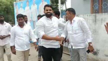 కమలాపురం: భారీ నిధులు ఇస్తారని ఆశపడ్డ ఏపీ ప్రజలకు నిరాశే మిగిలింది: వైసీపీ ఇన్‌ఛార్జ్‌ నరేన్ రామాంజుల రెడ్డి