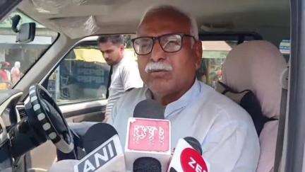 हुलासगंज: स्वतंत्रता सेनानी के अंतिम संस्कार में शामिल हुए क्षेत्र के विधायक, राखी अपनी बात बताई