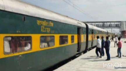 फारबिसगंज: जोगबनी-कोलकाता एक्सप्रेस में बढ़ी आरक्षित कोचों की संख्या, रेल यात्रियों में हर्ष