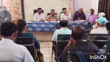 रामानुजनगर: जनपद पंचायत रामानुजनगर में ग्राम पंचायत विकास योजना 2025-26 के तहत कार्य योजना अपलोड करने की बैठक