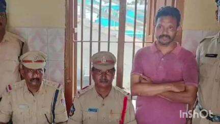 గుంటూరు: నడికుడి రైల్వే స్టేషన్లో ఓ మహిళ మెడలో బంగారు గొలుసు లాక్కుని పారిపోయిన వ్యక్తిని అరెస్ట్ చేసిన గుంటూరు రైల్వే పోలీసులు