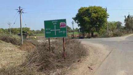 કડી: કડી તાલુકાના રાજપુર ગામે "તું મને ગાંડો કેમ કહે છ?" તે વાત નું મન દુઃખ રાખી લોખંડની પાઇપ વડે હુમલો કરતા 2 સામે ફરીયાદ