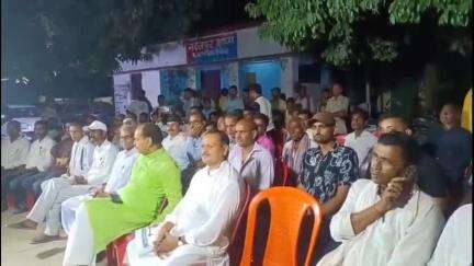 जोगापट्टी: नवलपुर थाने में पूर्व थानाध्यक्ष को दी गई विदाई