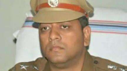 चाकुलिया: श्याम सुंदरपुर बहरागोड़ा और गुदा बांदा के थाना प्रभारी पुलिस लाइन हाजिर किए गए