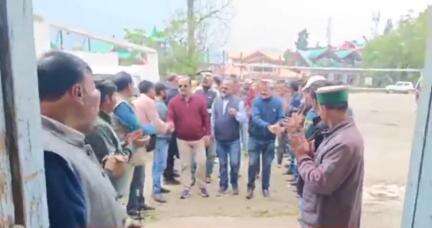 चौपाल: चौपाल में ठोडा दल द्वारा बैठक का आयोजन, खेलकूद प्रतियोगिता के बारे में की गई चर्चा