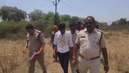 सनावद: सनावद पुलिस ने निर्माणाधीन मकान से चोरी का सामान सहित चोर को पकड़ा