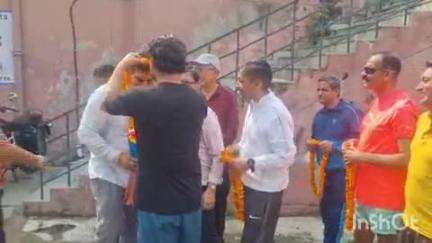 हमीरपुर: नशा नाश है और खेलों से सर्वांगीण विकास है: डॉक्टर पुष्पेंद्र