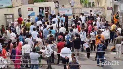 આણંદ શહેર: ડી.એન. હાઇસ્કુલ સહિત વિવિધ પરીક્ષા કેન્દ્રો ઉપર NEET ની પરીક્ષા યોજાઈ