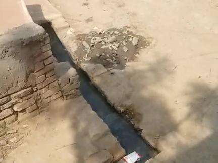 gram panchayat mirjapur lakothiya ghao me nali ka kachra nali se bahar mahine rakha rahta jisse ghaon me gandagi rahti h