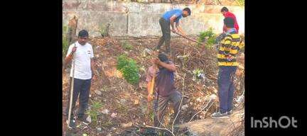 बेमेतरा: बेमेतरा के वार्ड नंबर 1 में नगर पालिका अध्यक्ष विजय सिन्हा ने पार्षद राजकुमार खांडे के साथ मिलकर चलाया साफ-सफाई अभियान