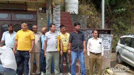 रिवालसर: चमन शर्मा को सर्वसम्मति से द लोमेश टैक्सी ऑपरेटर यूनियन रिवालसर का प्रधान बनाया गया