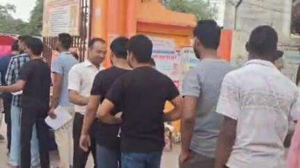 बहराइच: बहराइच में 7 परीक्षा केंद्रों पर नीट प्रवेश परीक्षा शुरू, जिलाधिकारी ने परीक्षा का लिया जायज़ा