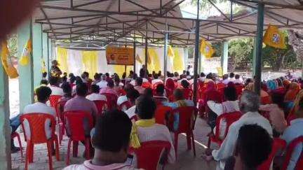 जोगापट्टी: हरपुरवा सन्यासी बाबा के कुटिया में जन सुराज के कार्यकर्ता सम्मेलन में MLC अफाक अहमद पहुंचे