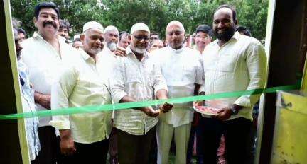 గుంటూరు: నగర పశ్చిమ నియోజకవర్గంలో చలివేంద్రం ను ప్రారంభించిన నగర మేయర్ కోవెలమూడి రవీంద్ర (నాని)