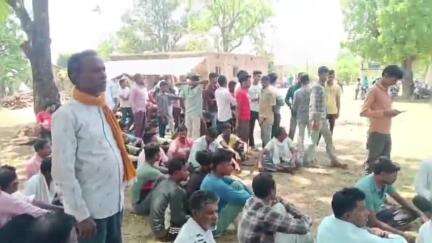 तिरोड़ी: कुड़वा में ग्रामीणों का आक्रोश, रेस्क्यू टीम नहीं पहुंची, कॉलोनी और नहर के आसपास घूम रहा बाघ