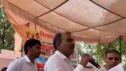 चरखी दादरी: गांव महराणा में कुश्ती प्रतियोगिता का आयोजन, बाढडा विधायक उमेद पातुवास ने की शिरकत