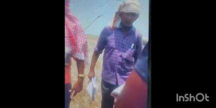 खड्डा: कुशीनगर के खडडा तहसील क्षेत्र के गांव में फर्जी पैमाइश कर अवैध वसूली का वीडियो हुआ वायरल