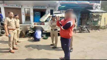 भिकियासैन: पुलिस टीम ने भतरौंजखान क्षेत्र में वृहद सत्यापन अभियान शुरू किया, बिना सत्यापन के किरायेदार रखने पर हुआ ₹10 हजार का चालान