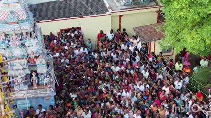 அன்னூர்: அன்னூர் அருகே ஆ மேட்டுப்பாளையத்தில் முருகப்பெருமான் ஆலயத்தில் மகா கும்பாபிஷேக விழா நடைபெற்றது