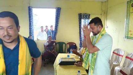 দাংতল ৰাজহ চক্ৰ: কাজলগাঁৱত আক্ৰাছুৰ উদ্যোগত উচ্চতৰ মাধ্যমিক পৰীক্ষাত সুখ্যাতিৰে উত্তীৰ্ণ হোৱা ছাত্ৰ ছাত্ৰীক সম্বৰ্ধনা উপস্থিত বিটিআৰৰ EM