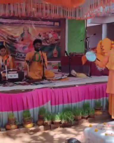 खरगौन: ग्राम रजुर में अखिल विश्व गायत्री परिवार द्वारा श्रीमद् पावन प्रज्ञा पुराण कथा और नौ कुंडी गायत्री महायज्ञ का आयोजन