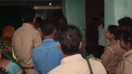 तिलहर: निगोही के हरगोविंदपुर गोटिया गांव में झोलाछाप डॉक्टर के इंजेक्शन लगाने के बाद महिला की मौत, परिवार ने किया हंगामा