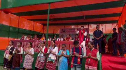 লংকা: লংকাৰ বৰবহাৰ ১নং কাকী কান্দুৰা পঞ্চায়তত নিৰ্বাচনী প্ৰচাৰ চলাই চলাই কাৰ্বিআংলং জিলাৰ মুখ্য কাৰ্য্যবাহী তুলিৰাম ৰংহাঙে