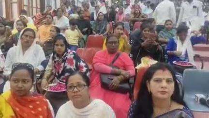 पीलीभीत: गांधी प्रेक्षागृह में राज्य मंत्री बलदेव सिंह औलख ने एक राष्ट्र, एक चुनाव के मुद्दे पर कार्यकर्ताओं को संबोधित किया
