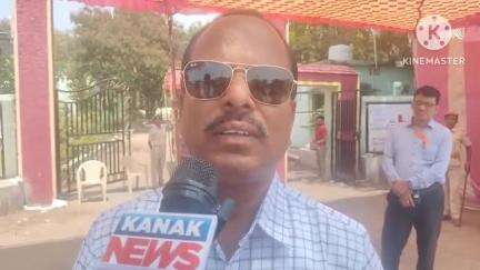 ନୂଆପଡା: ନେସନାଲ ମହାବିଦ୍ୟାଳୟରେ ନିଟ ୟୁଜି ପରୀକ୍ଷା ବ୍ୟବସ୍ଥା ତଦାରଖ କରି ପ୍ରତିକ୍ରିୟା ରଖିଲେ ଜିଲ୍ଲାପାଳ