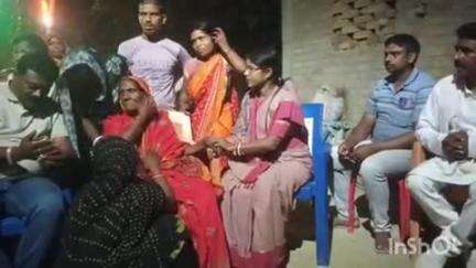 दलसिंहसराय: दलसिंहसराय थाना क्षेत्र पाड़ में सड़क दुर्घटना, मृत परिवार से जिला पार्षद हेमलता मिली, आश्वासन दिया