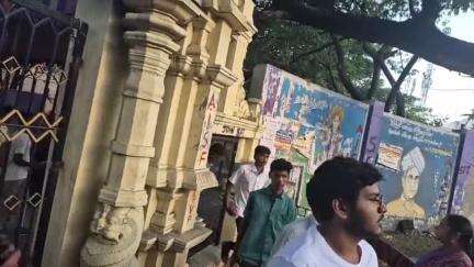 சேலம்: நீட் தேர்வு மிக கடினமாக இருந்தது வின்சென்ட் அரசு கலைக் கல்லூரியில் தேர்வு எழுத வந்த மாணவ மாணவிகள் கருத்து