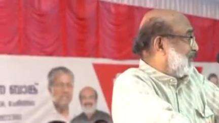 ചേർത്തല: വാരനാട് സർവീസ് സഹകരണ ബാങ്ക് കുടുംബ സംഗമം മുൻമന്ത്രി തോമസ് ഐസക് ഉദ്ഘാടനം ചെയ്തു