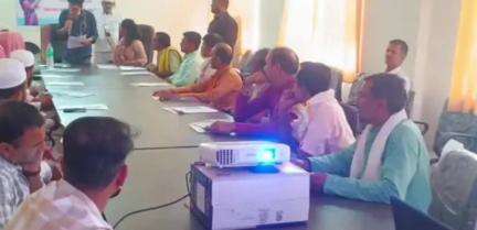 नसरुल्लागंज: भेरूंदा सिविल अस्पताल में टीकाकरण अभियान को लेकर कार्यक्रम आयोजित, सभी धर्मगुरु हुए शामिल