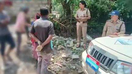 धारचूला: मजदूरों का सत्यापन न करने पर पुलिस ने ठेकेदारों का चालान किया