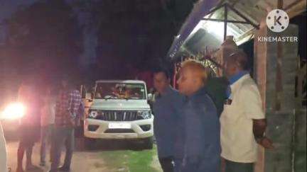 পশ্চিম যোৰহাট: ম'হবন্ধা ভকতপমুৱা গাঁৱত হৃদয় বিদাৰক ঘটনা,   কোঠাৰ ভিতৰত উদ্ধাৰ এগৰাকী বৃদ্ধৰ উৱলি যোৱা মৃতদেহ